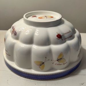 Wedgwood Sarah’s Garden Jelly Mold